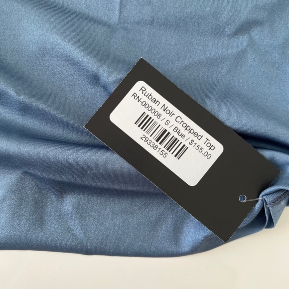 Ruban Noir Crop Top - Picture 3 of 4